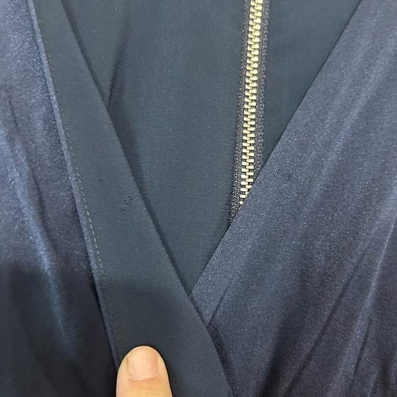 Alice & Olivia Toni V-Neck Navy Satin Hi Low Dress SIZE 4 - Picture 10 of 10